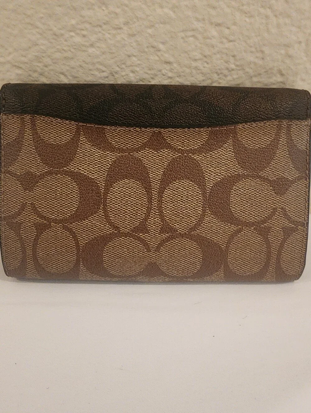 Coach C6897 Kleo Wallet Blocked Signature Canvas Khaki Brown Multi      Like New